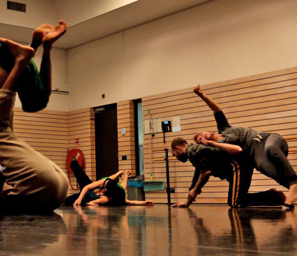 Dansworkshopdag - Contact Improvisatie & Mindful in Motion