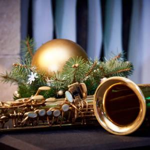 Jazzy Christmas Play Along