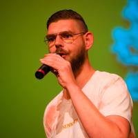 Jan Hovens te gast bij ‘Pauls Social Club’ van Paul de Leeuw