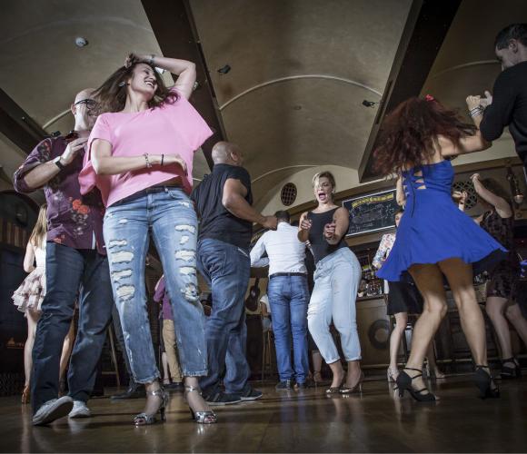 Salsa voor Solo's Avond  