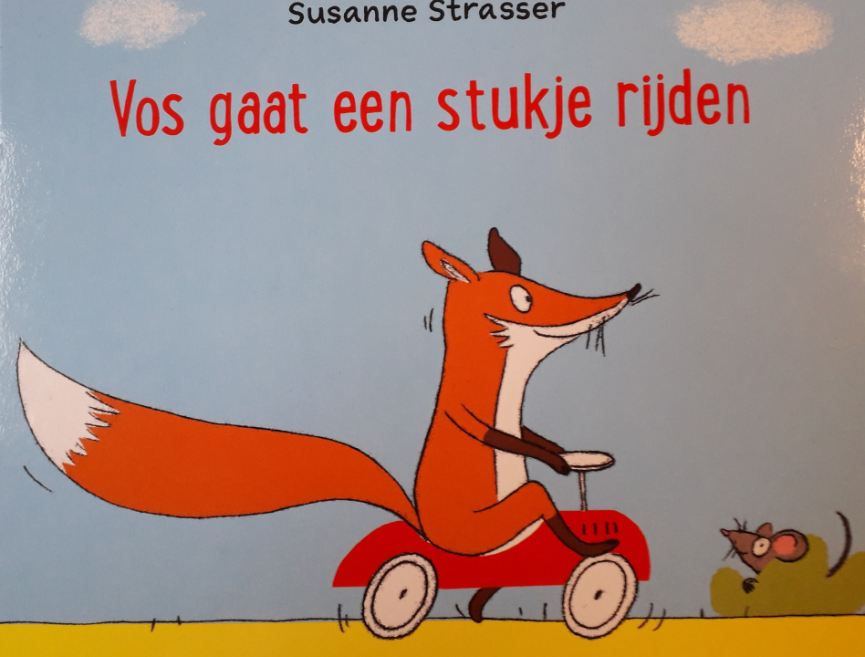 Vos Gaat Een Stukje Rijden